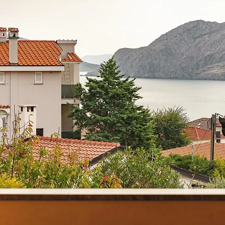 Dujmovic With Terrace Apartamento Baška