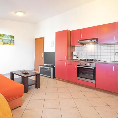 Dujmovic With Terrace