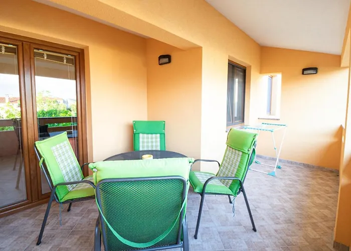 Apartmán Dujmovic With Terrace *
