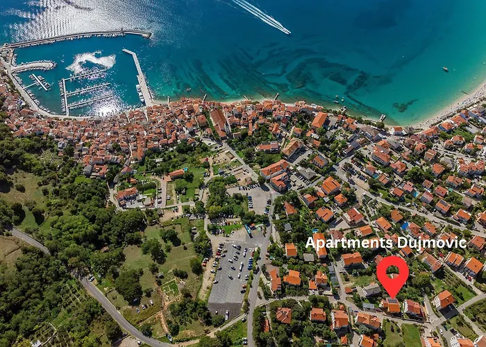 Dujmovic With Terrace Apartmán Baška