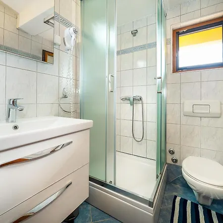 Dujmovic With Terrace *